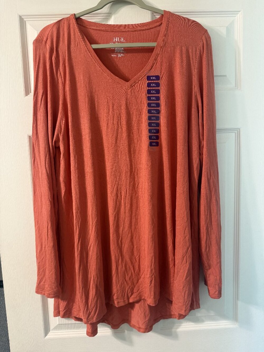 HUE Long Sleeve V-Neck Tee - XXL